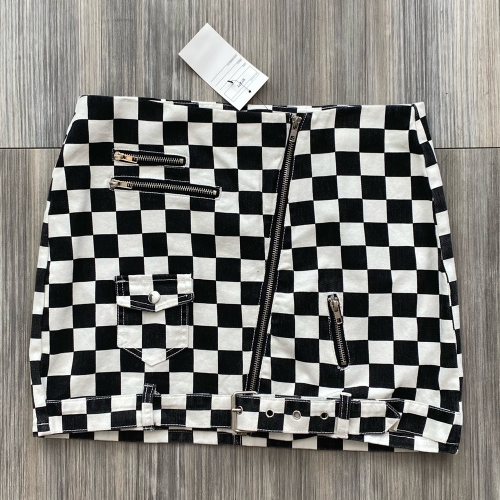 NWT Signature8 Checkered Denim Skirt